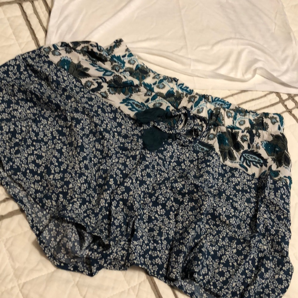 Bundle - Picture 3 of 3